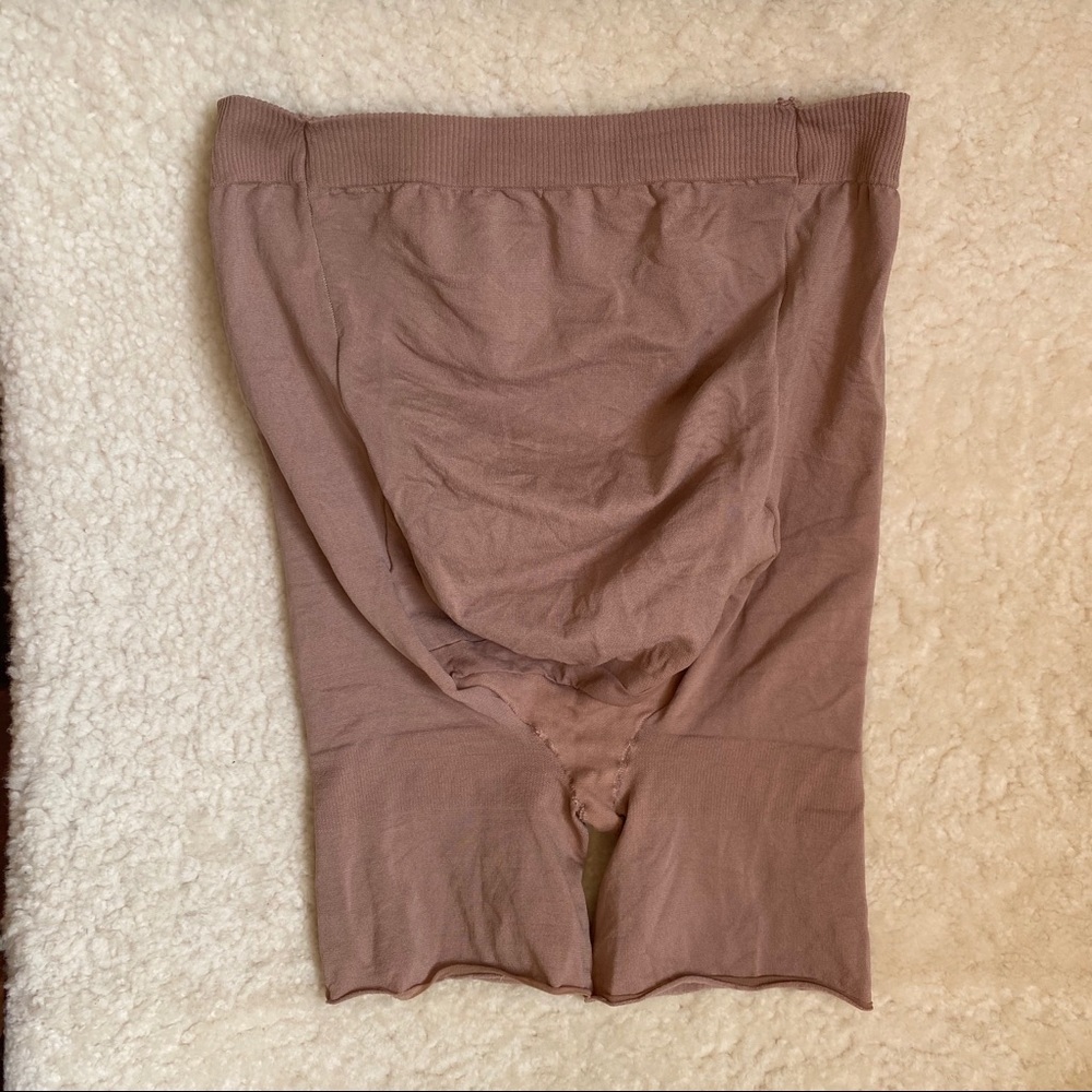 Assets Maternity Shapewear Shorts sz 3